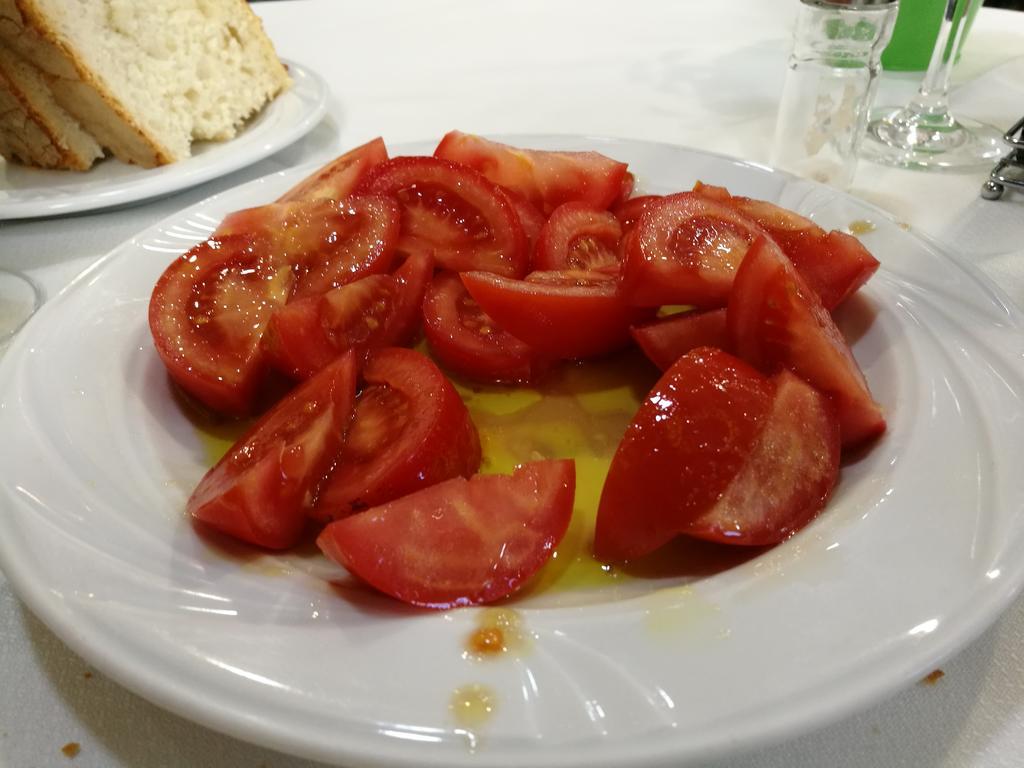 Hostal Restaurante El Chato Эль-Баррако Экстерьер фото